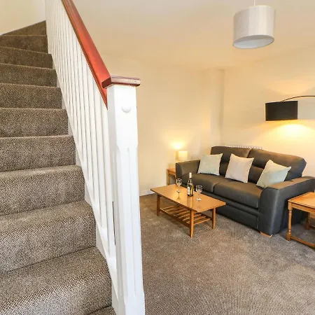 66 Dale Grove Holiday home *