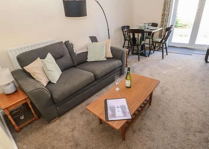 Holiday home 66 Dale Grove *